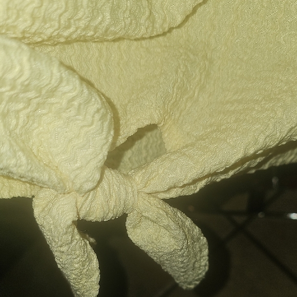 LOFT NWT Women's  Light Yellow Puff Sleeve Blouse Tie Front Size XLarge - Picture 8 of 10